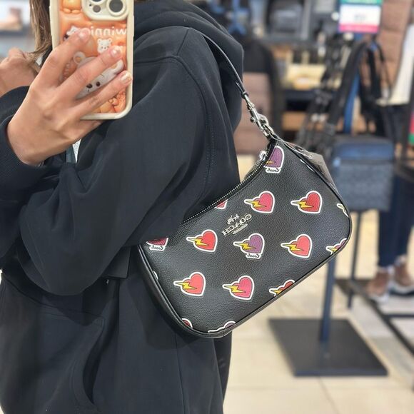 NWT Coach Teri Shoulder Bag With Heart Bolt Print - Picture 8 of 9